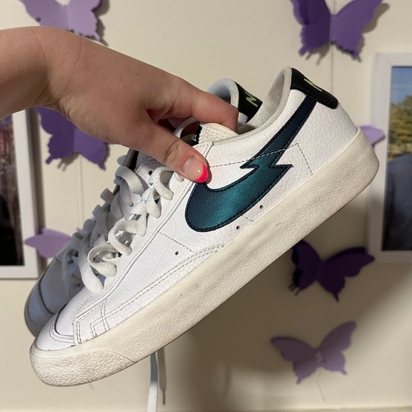 nike low top blazers - Picture 1 of 3